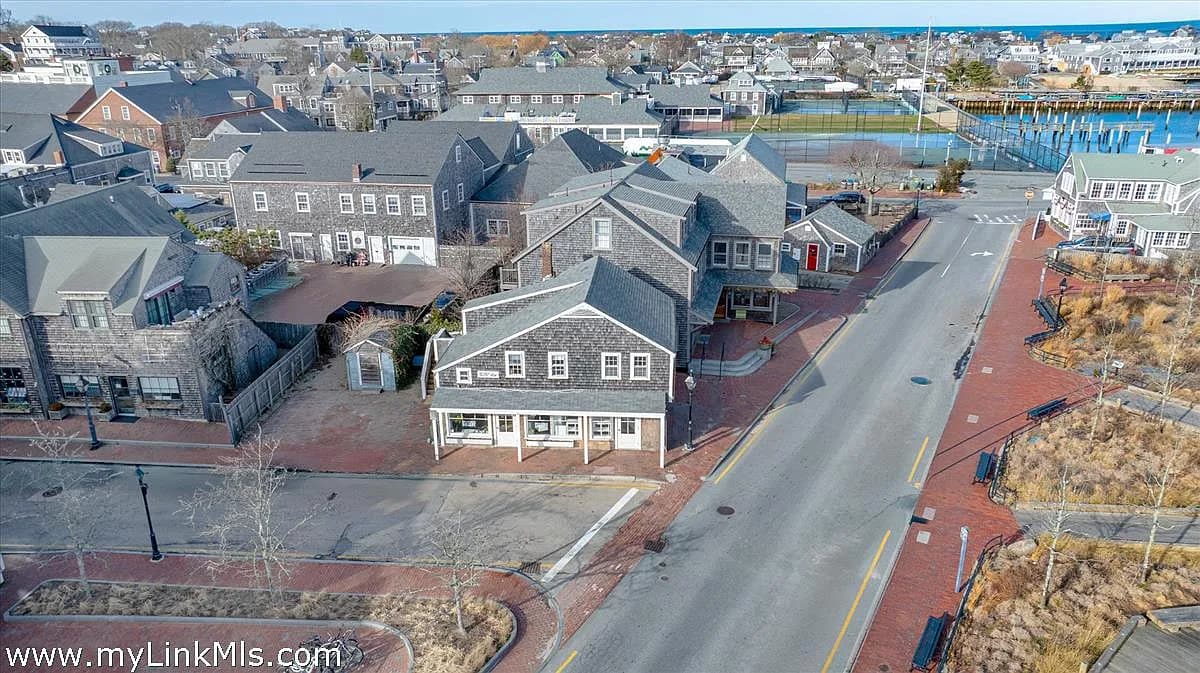 26 Easy St Unit 2 - Photo 4