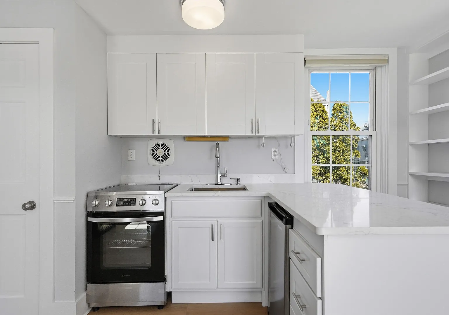 133A Old South Rd #A - Photo 5