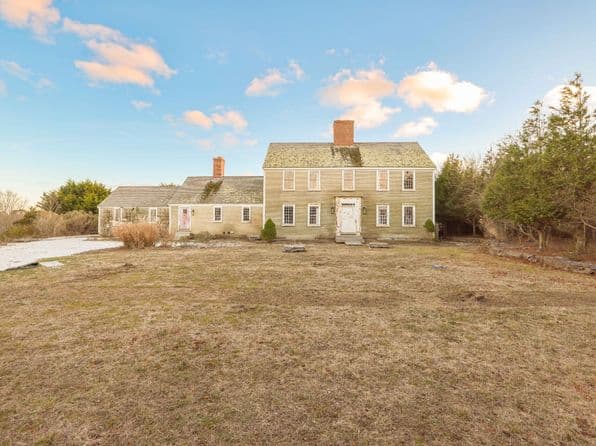 6 Arkansas Ave, Nantucket