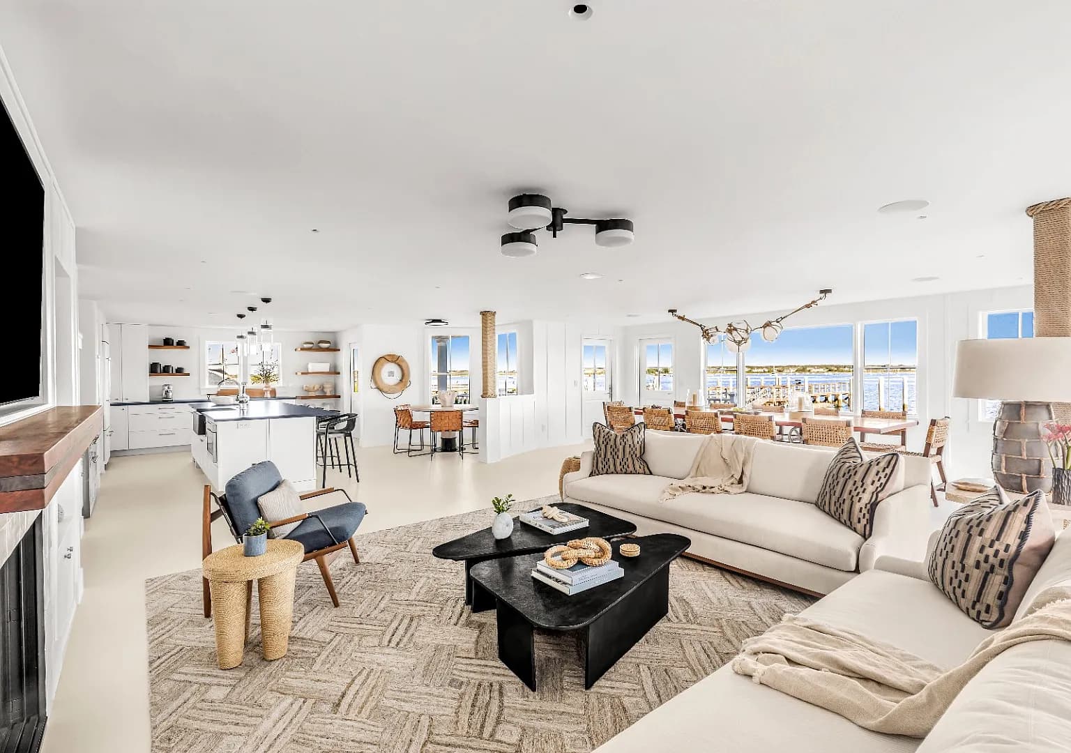 36 Easton St - Photo 2