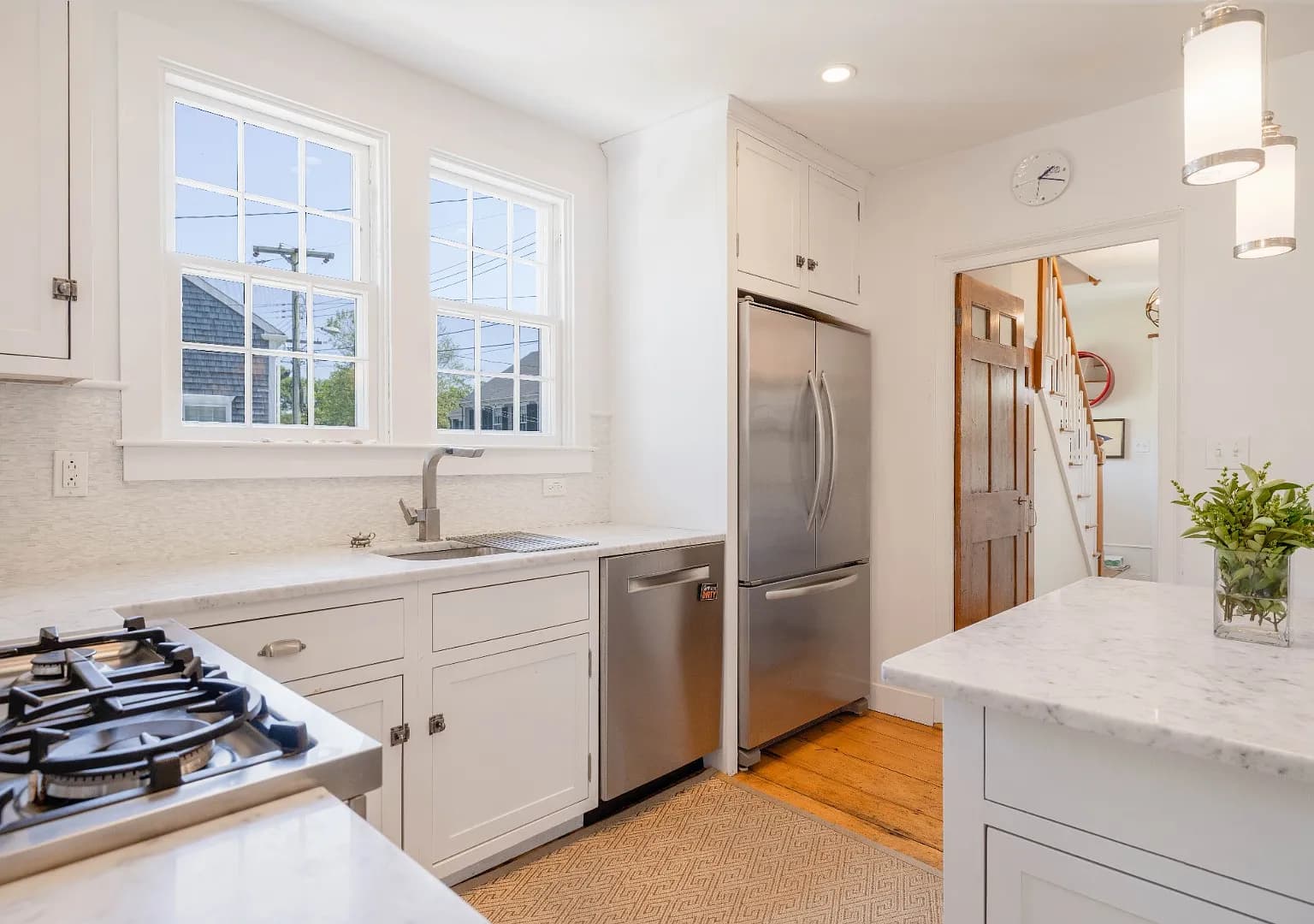 34 Pine St - Photo 5