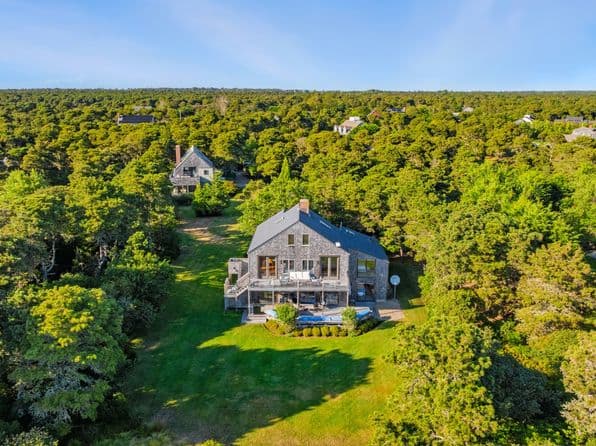 25 Pond View Dr, Nantucket