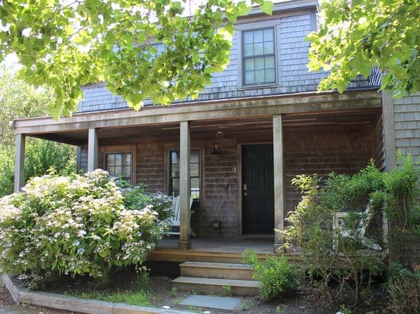 20B Miacomet Ave #B, Nantucket
