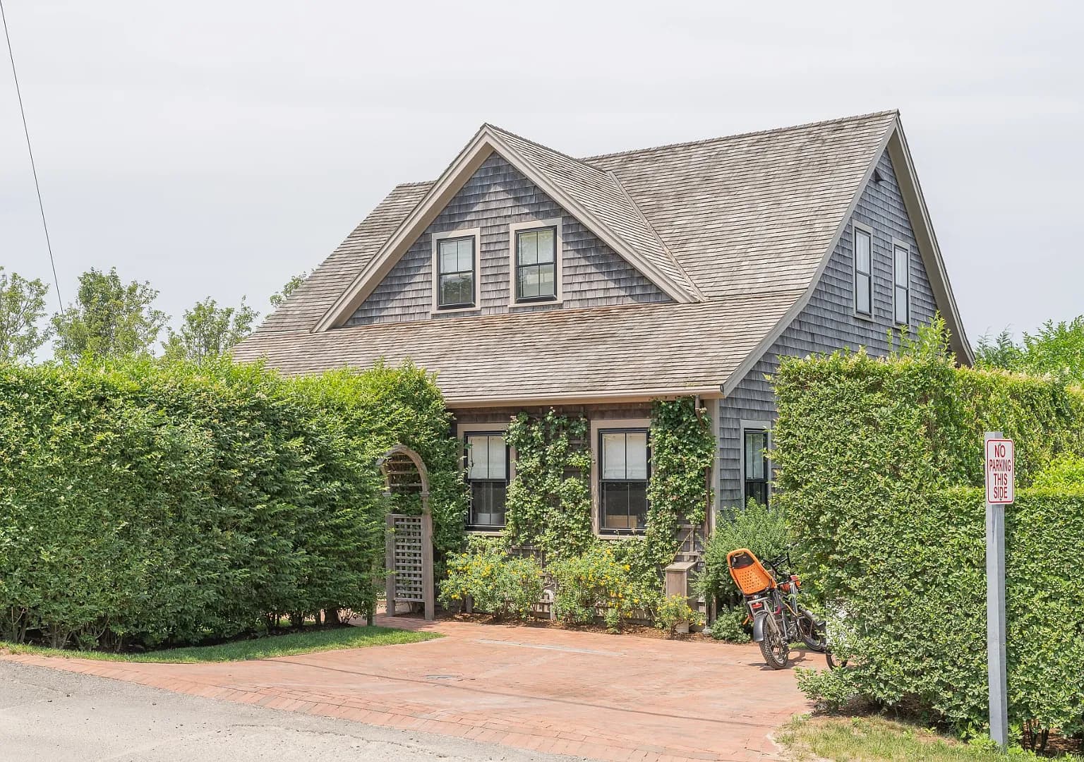 37 Vestal St - Photo 1
