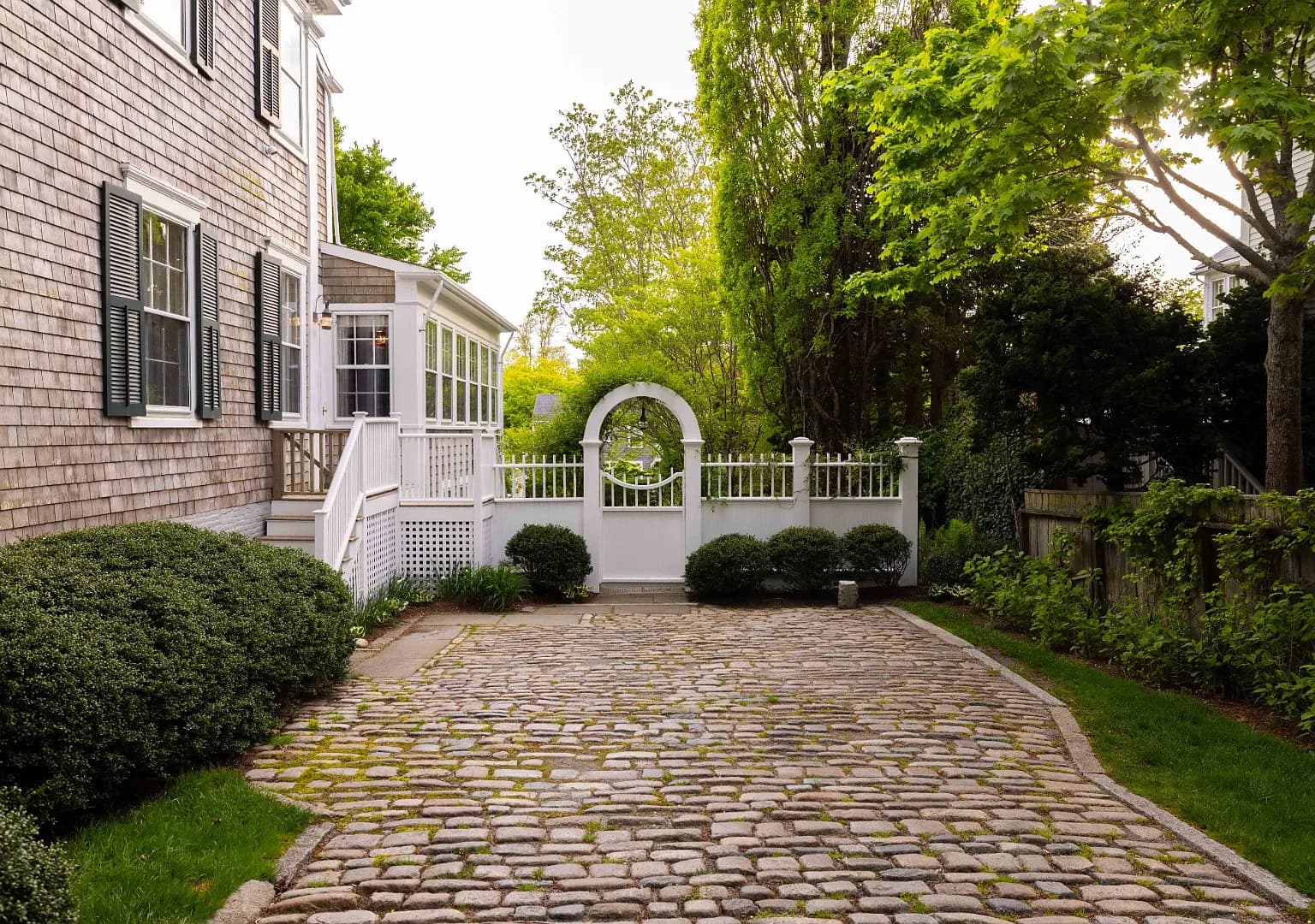 9 Pleasant St - Photo 1