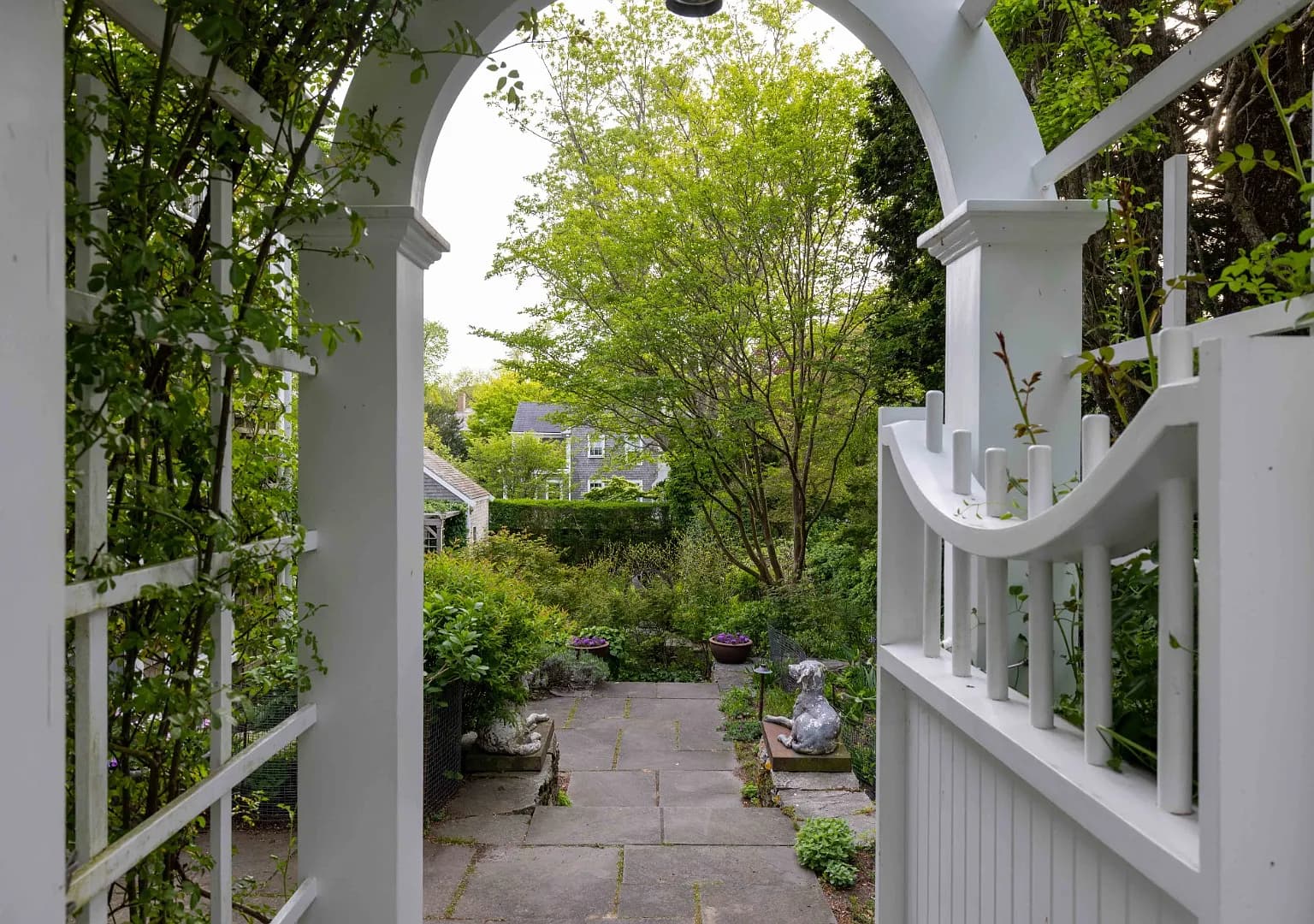 9 Pleasant St - Photo 2