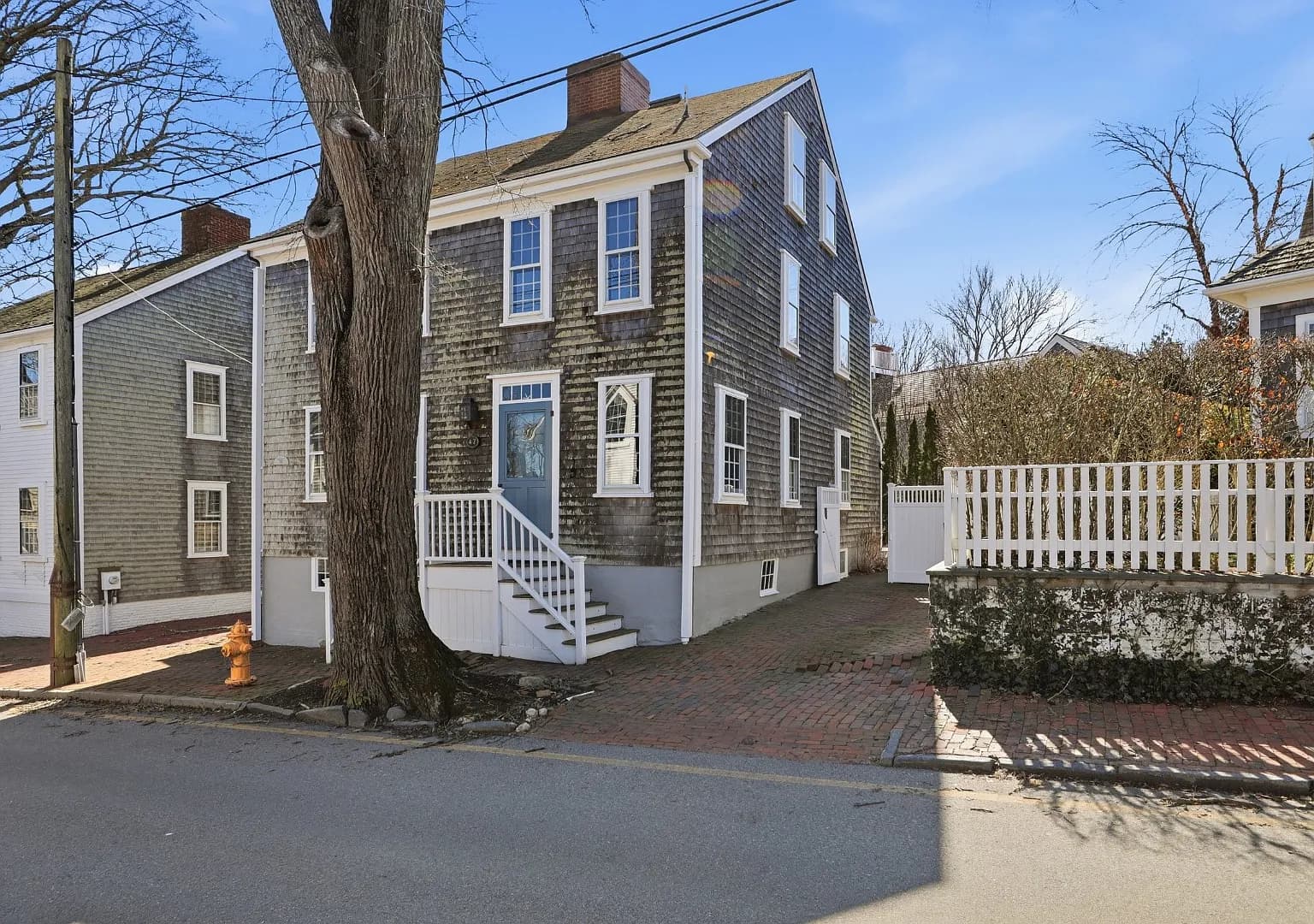 47 Fair St - Photo 2