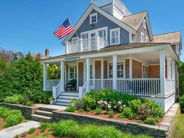 10 E Lincoln Ave, Nantucket