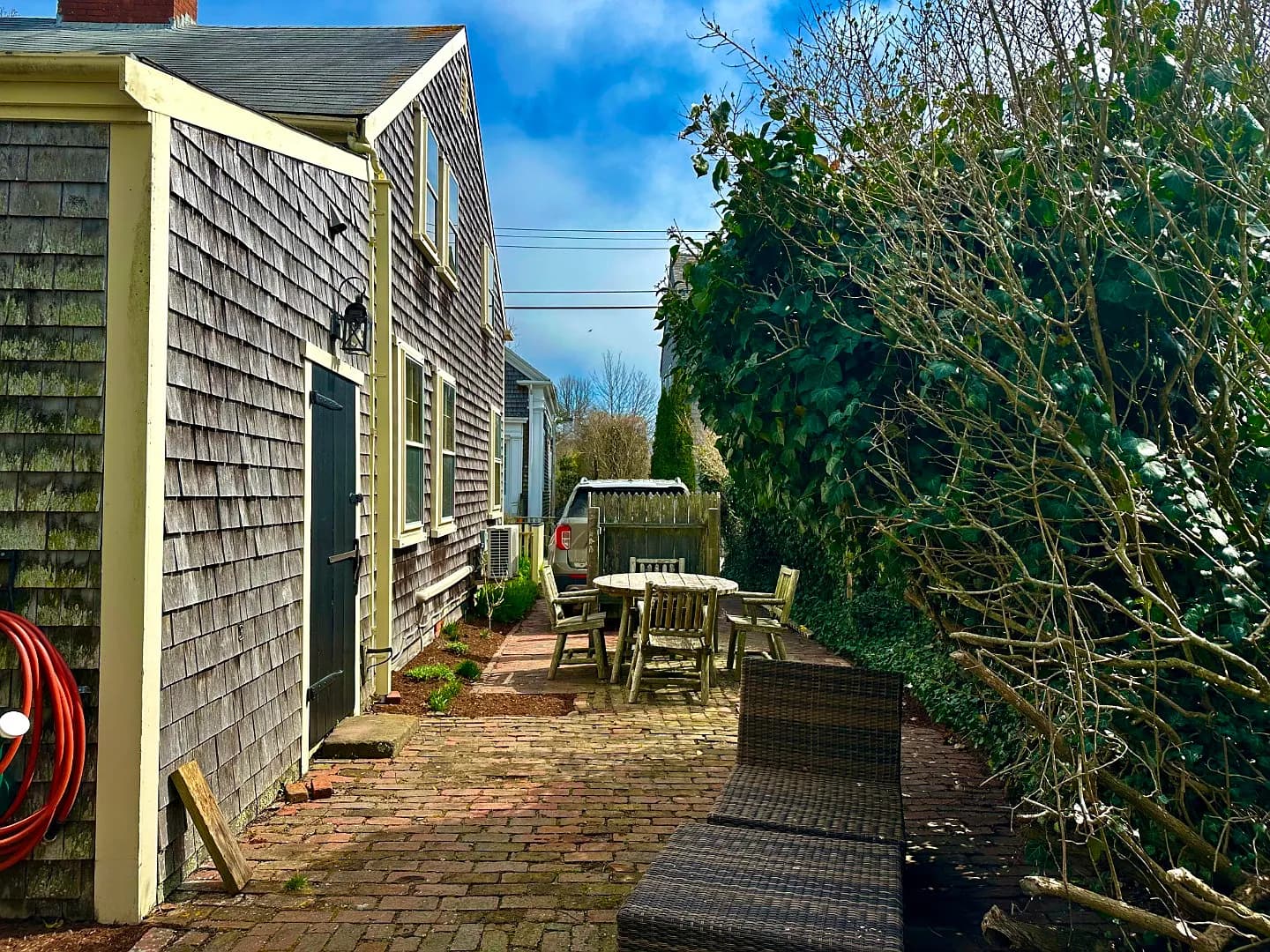 1 Beaver St - Photo 2