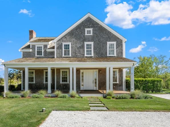 318 Milestone Rd, Nantucket