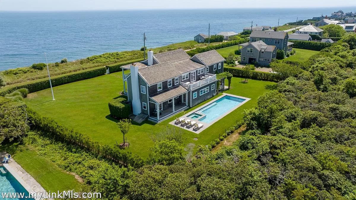 104 Baxter Rd, Nantucket