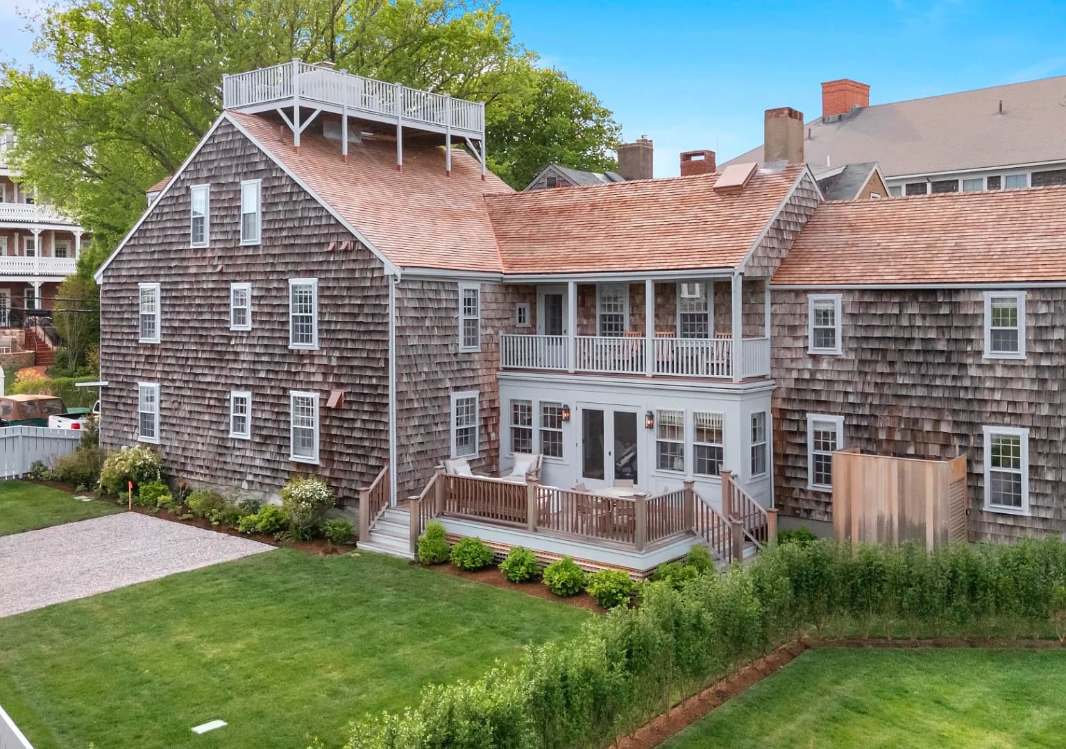 15 N Water St, Nantucket
