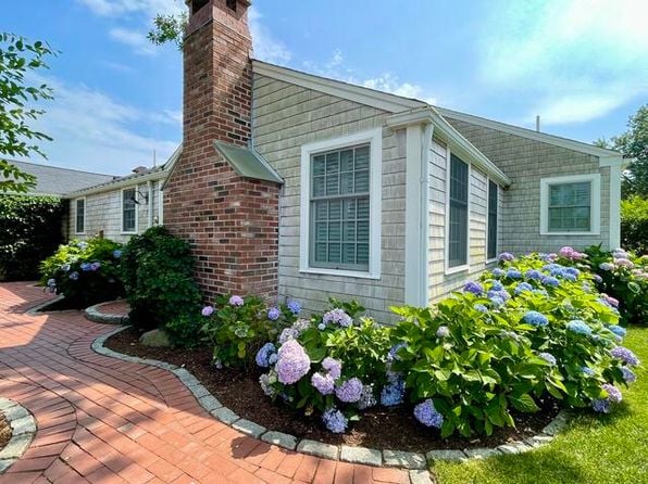6B Stone Barn Way