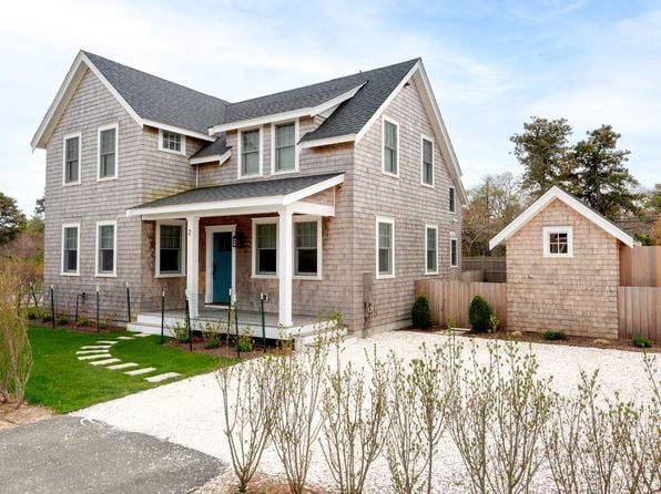 2 Fawn Ln