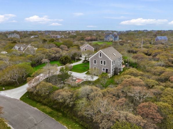 4 Flintlock Rd