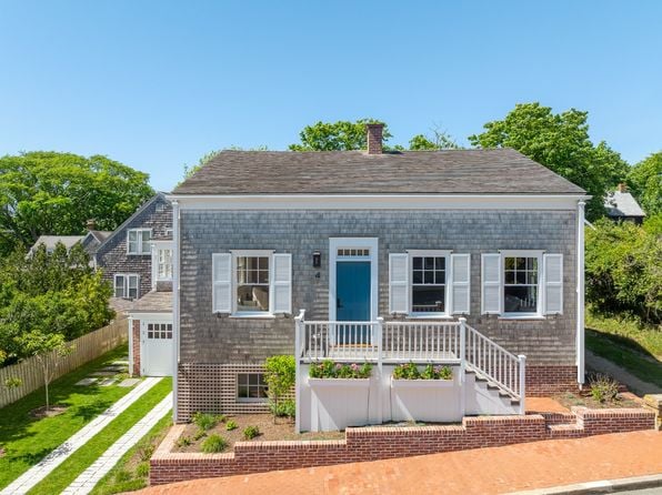 4 Sunset Hill Ln