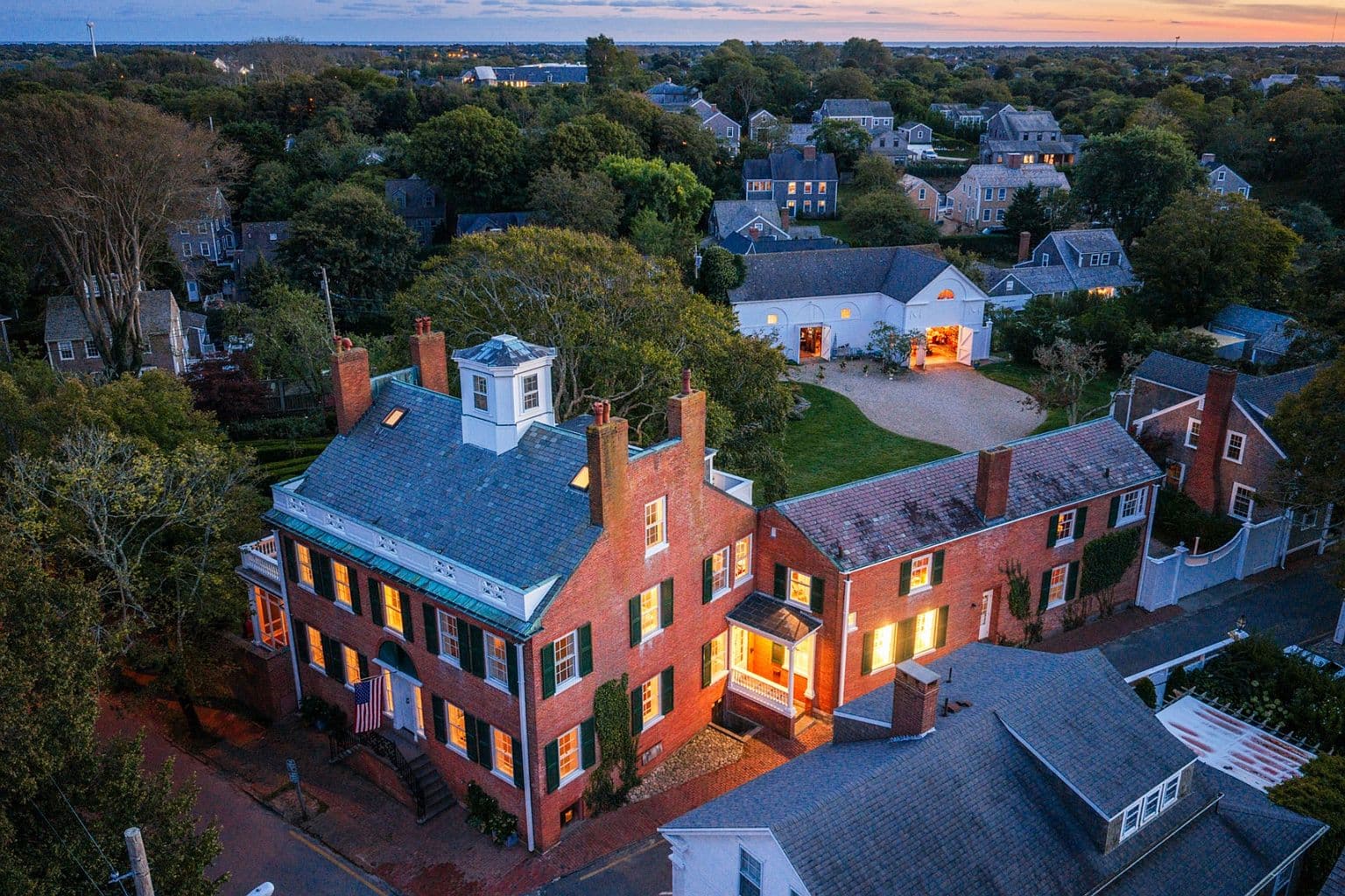 19 Pleasant St - Photo 2
