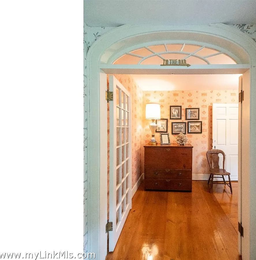 20 Main St - Photo 3