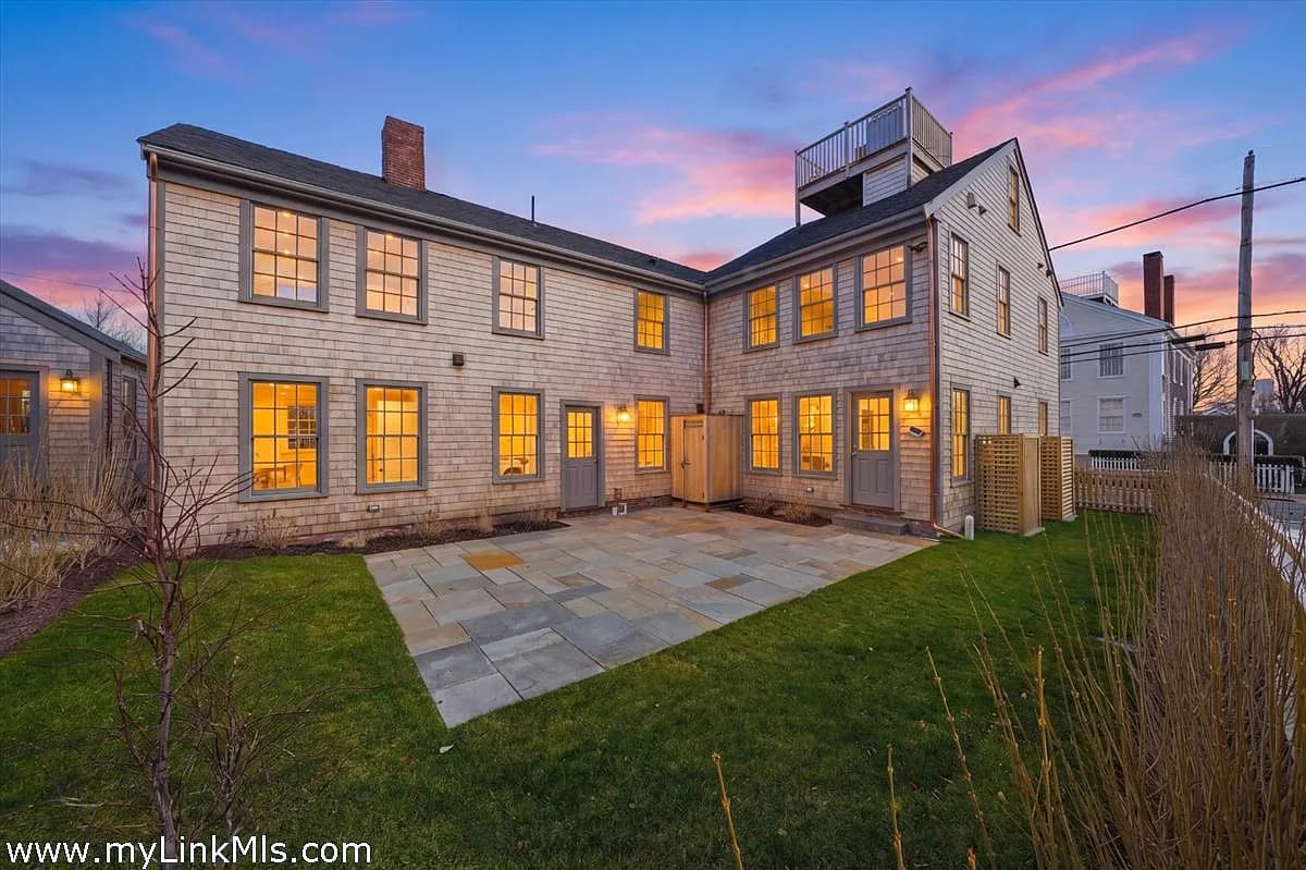 85 Orange St #Main House - Photo 3