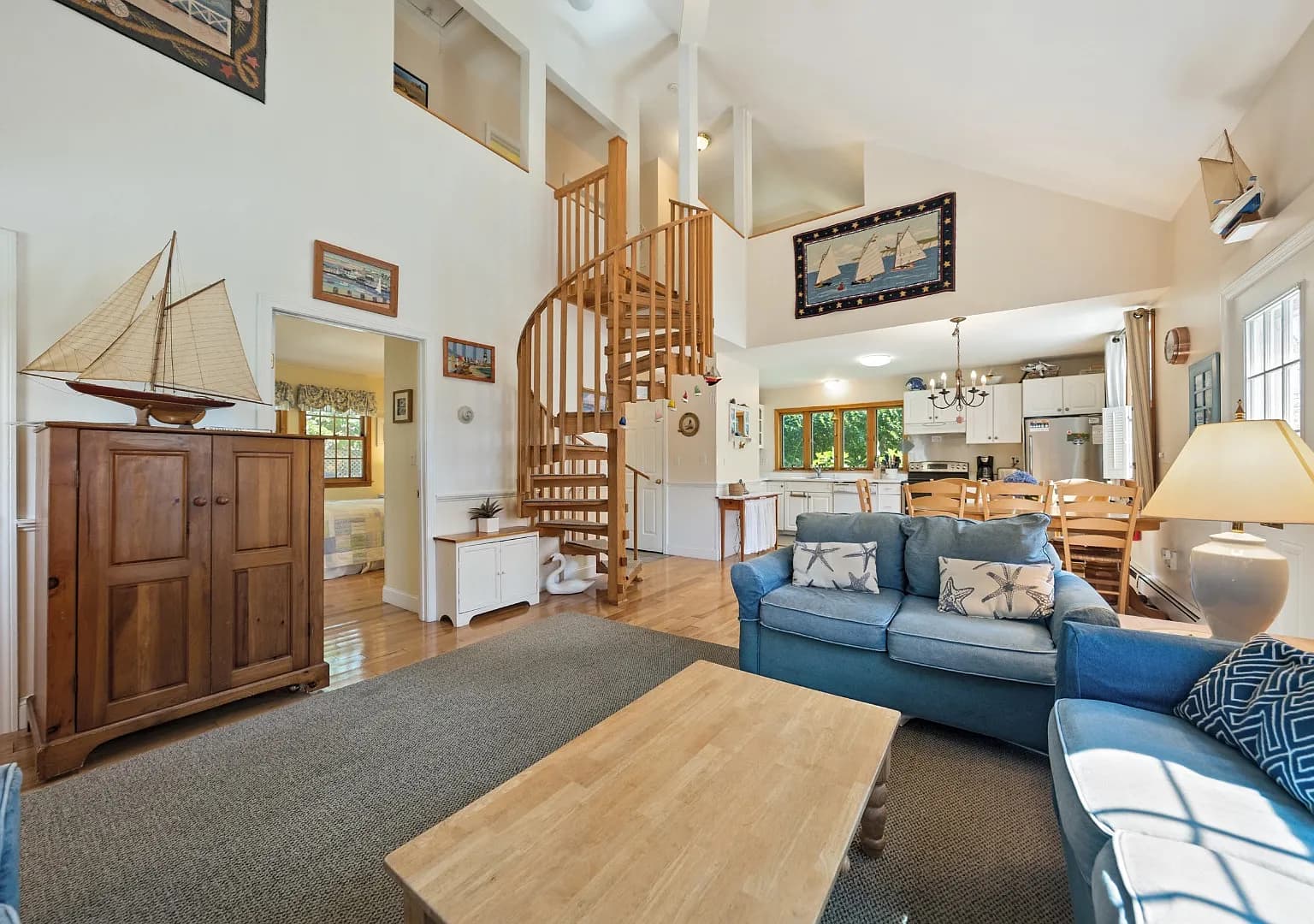 52 Pleasant St - Photo 4