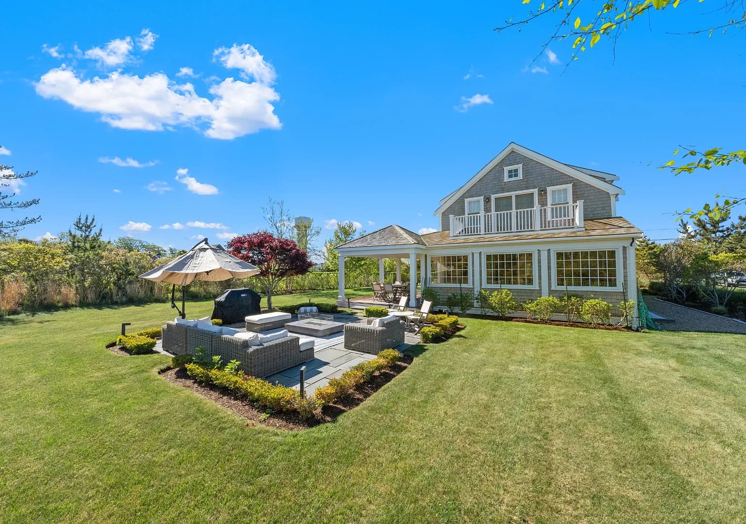 318 Milestone Rd - Photo 2