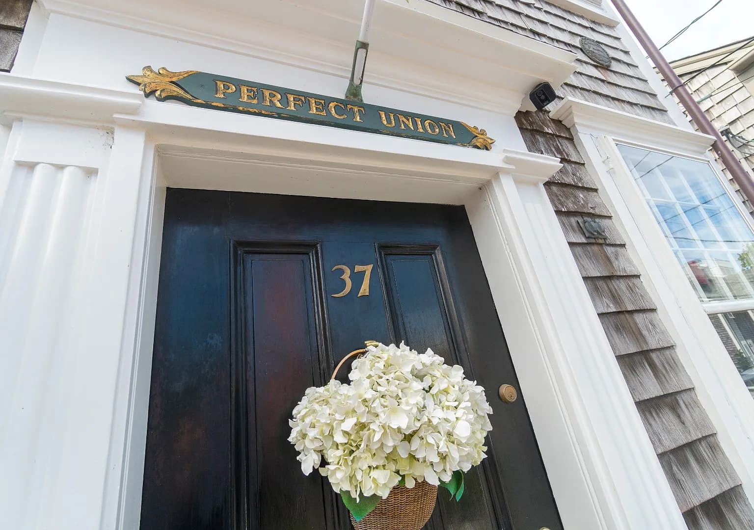 37 Union St - Photo 2