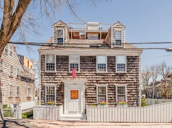 15 N Water St
