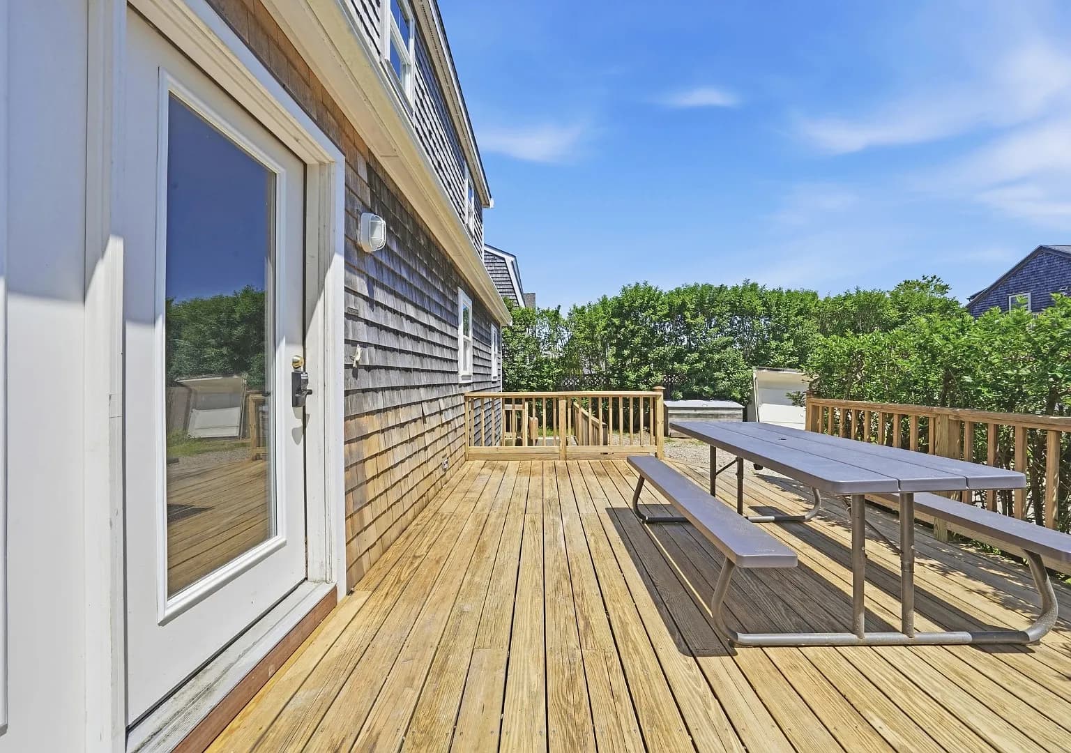 14 Essex Rd - Photo 3