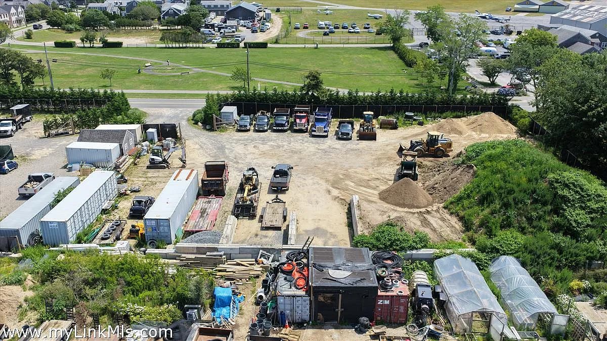 7 Airport Rd - Photo 1