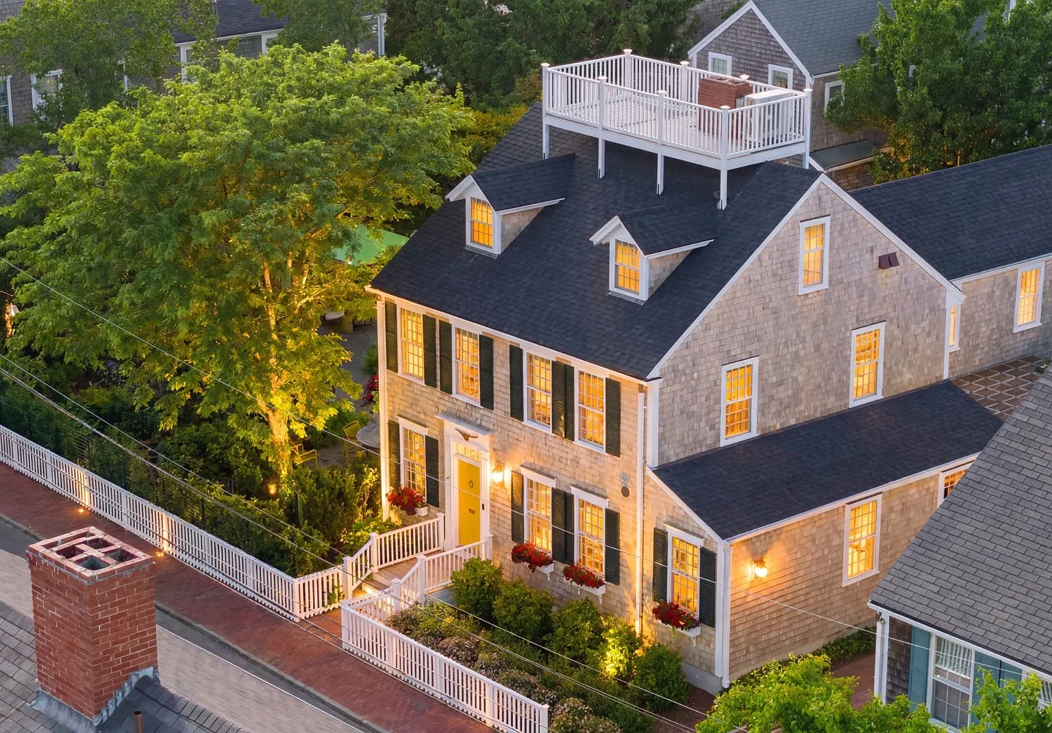 35 India St