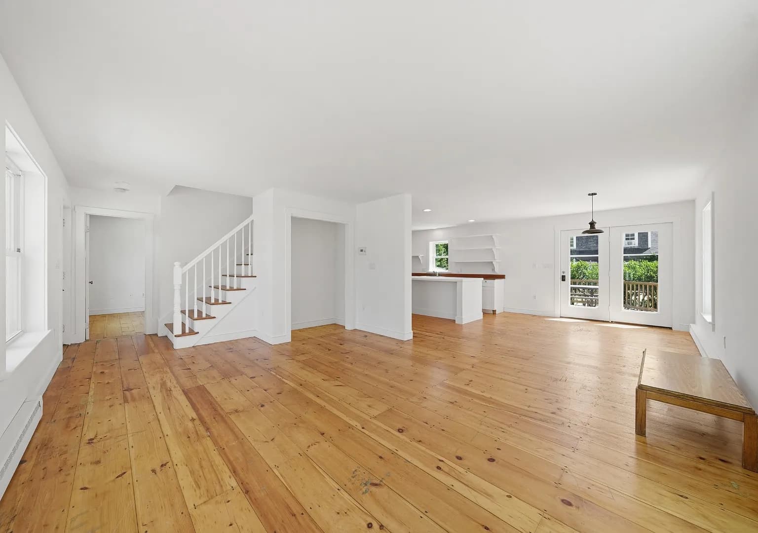 14 Essex Rd - Photo 4