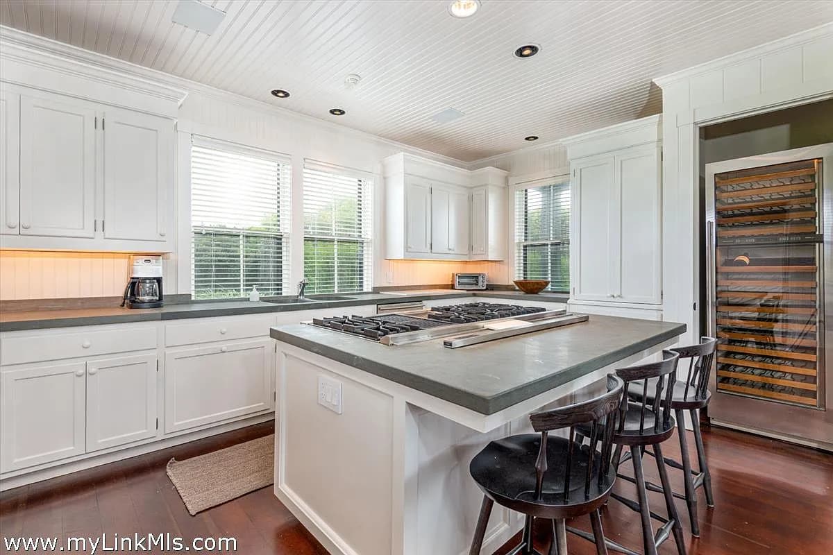 105 Low Beach Rd - Photo 6