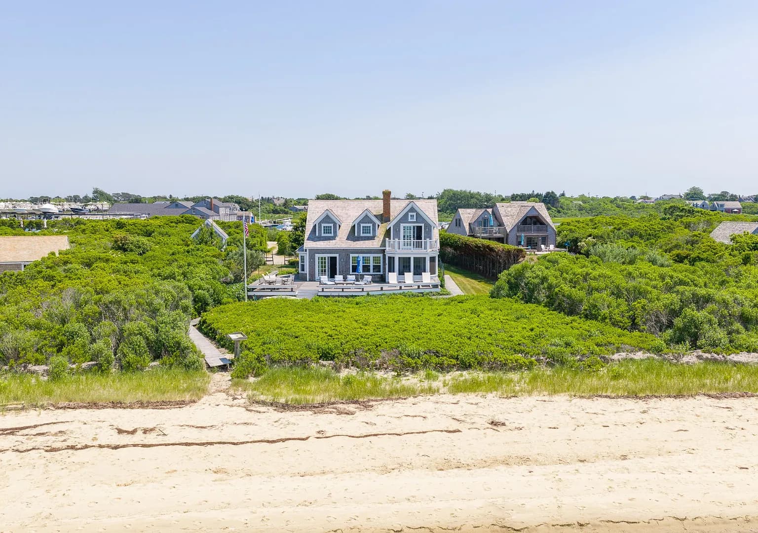 1 Little Neck Way - Photo 1