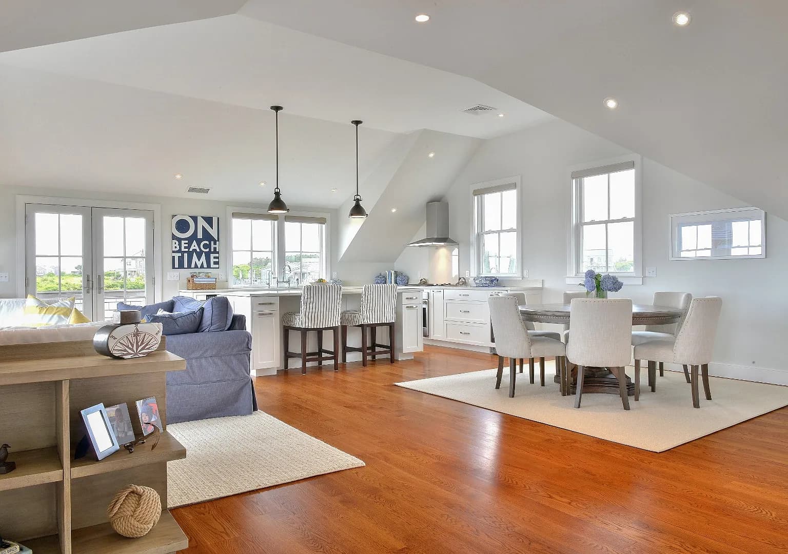 11 Columbus Ave - Photo 4