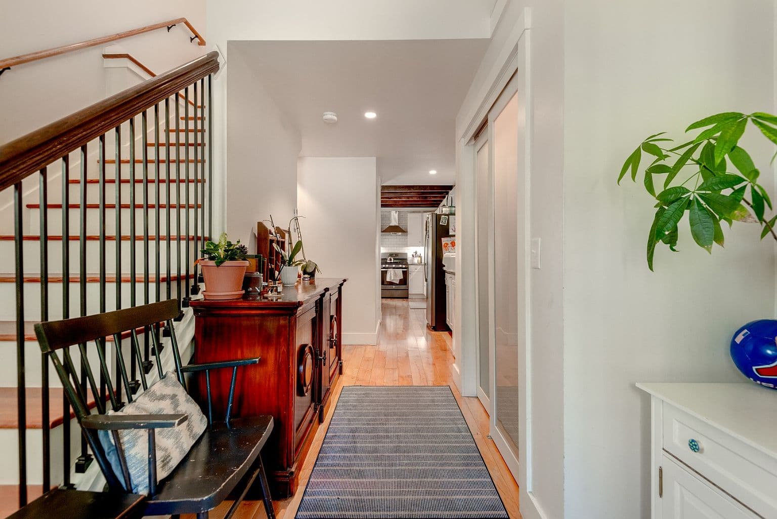 47 Hinsdale Rd - Photo 2