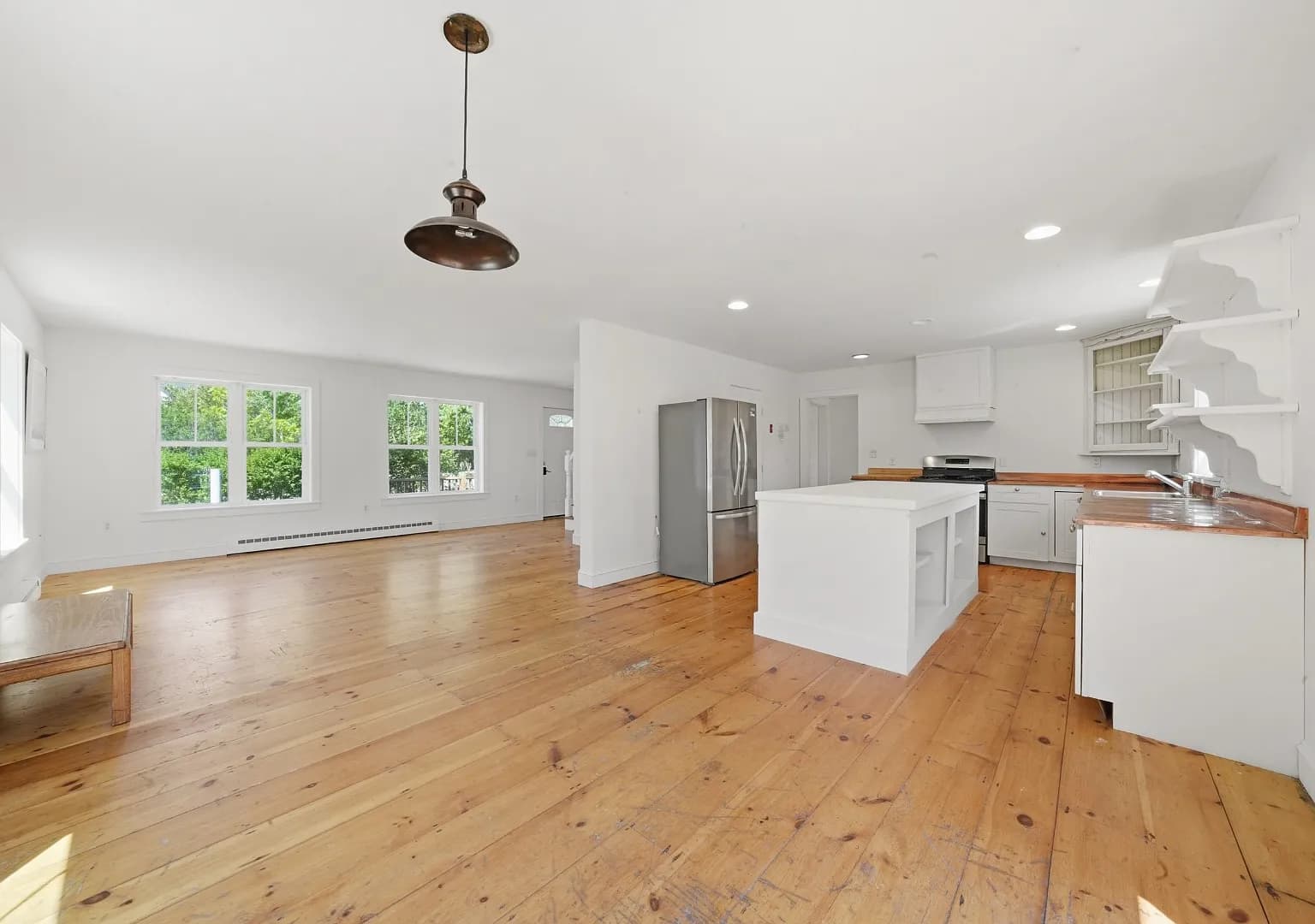 14 Essex Rd - Photo 5