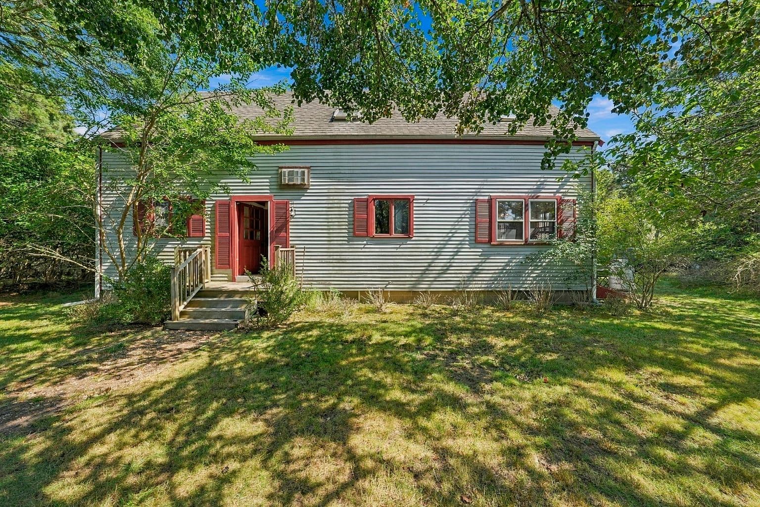 10 Field Ave - Photo 1