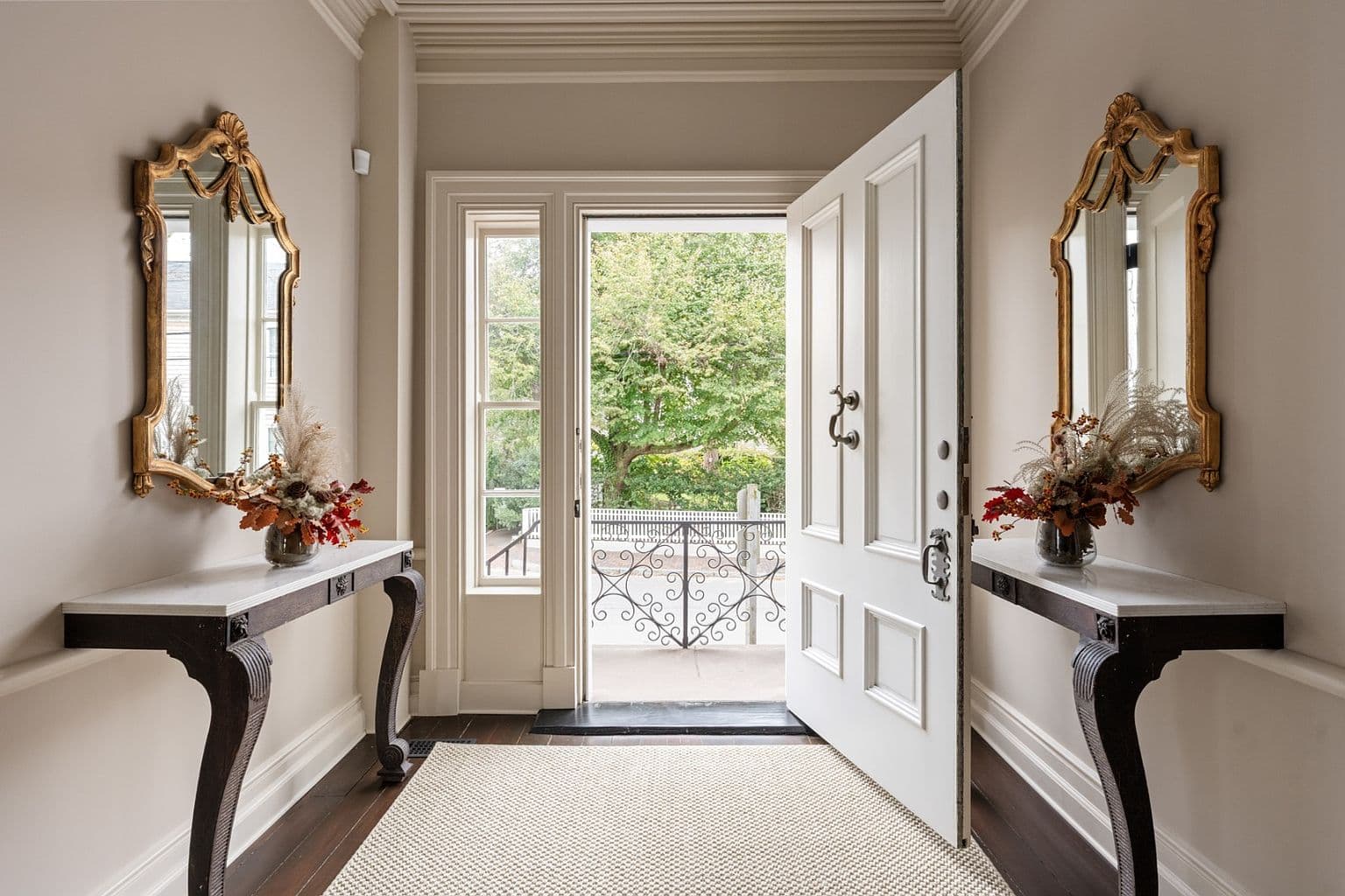 19 Pleasant St - Photo 3