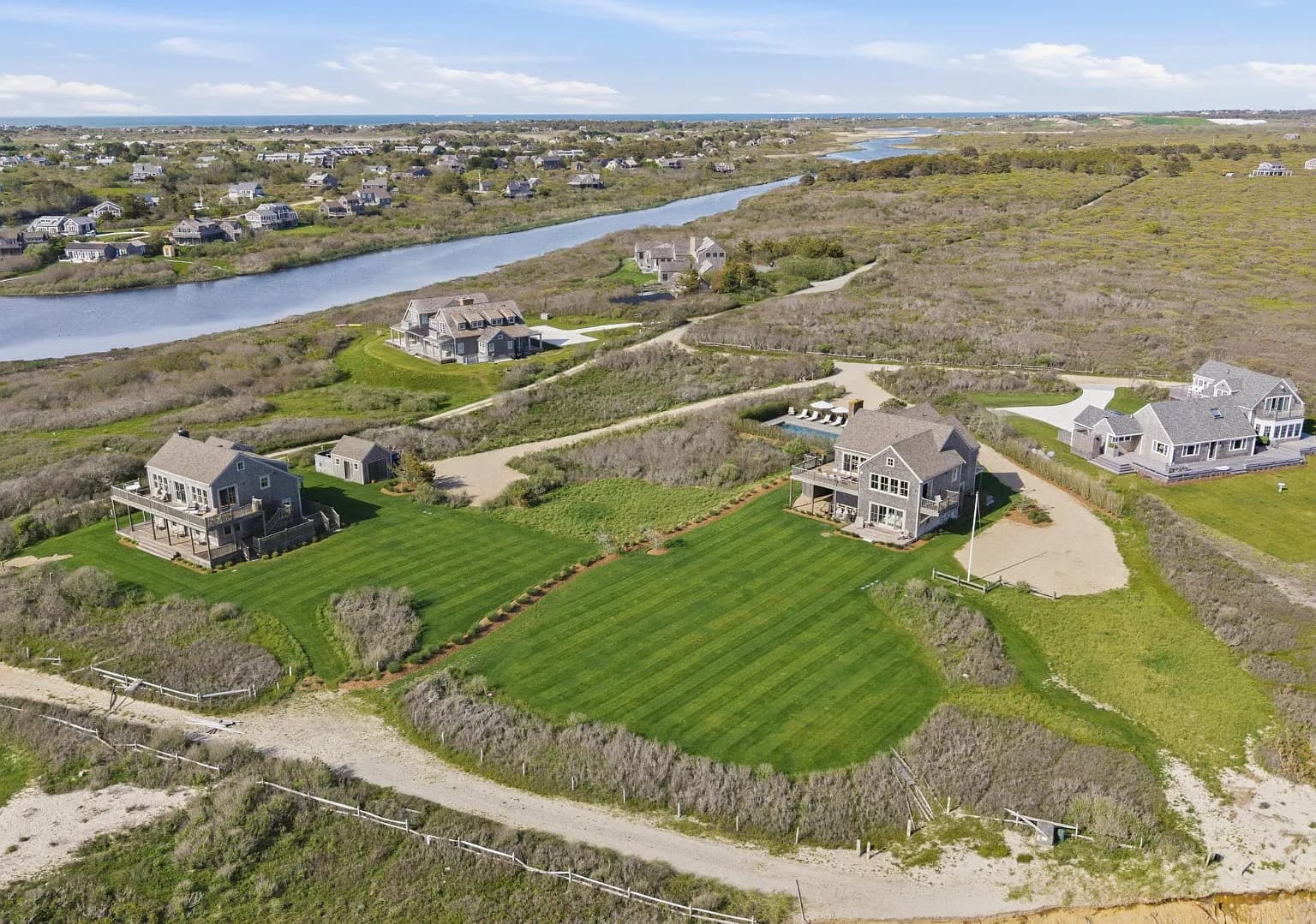 8 Sheep Pond Rd - Photo 2
