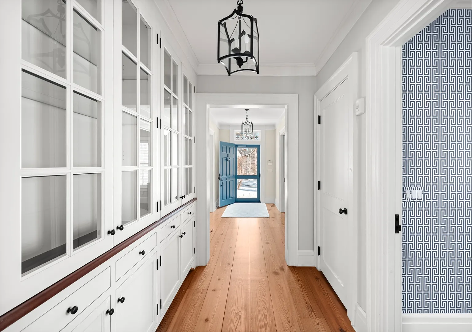 18 Mill St - Photo 3