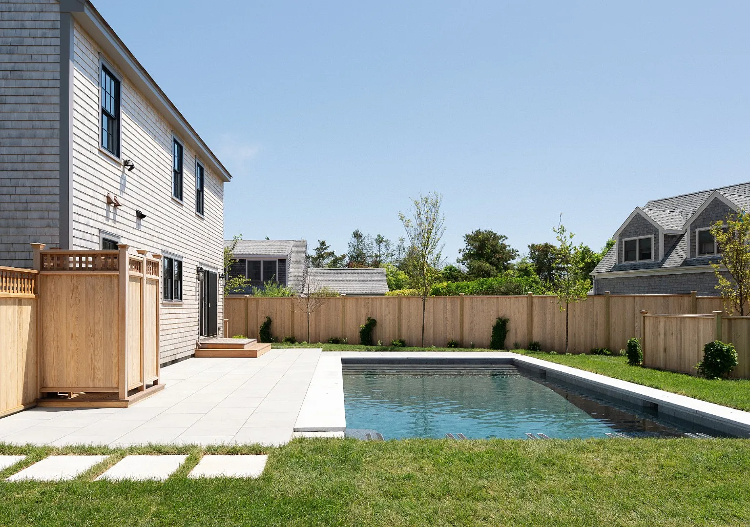 22 Tashama Ln