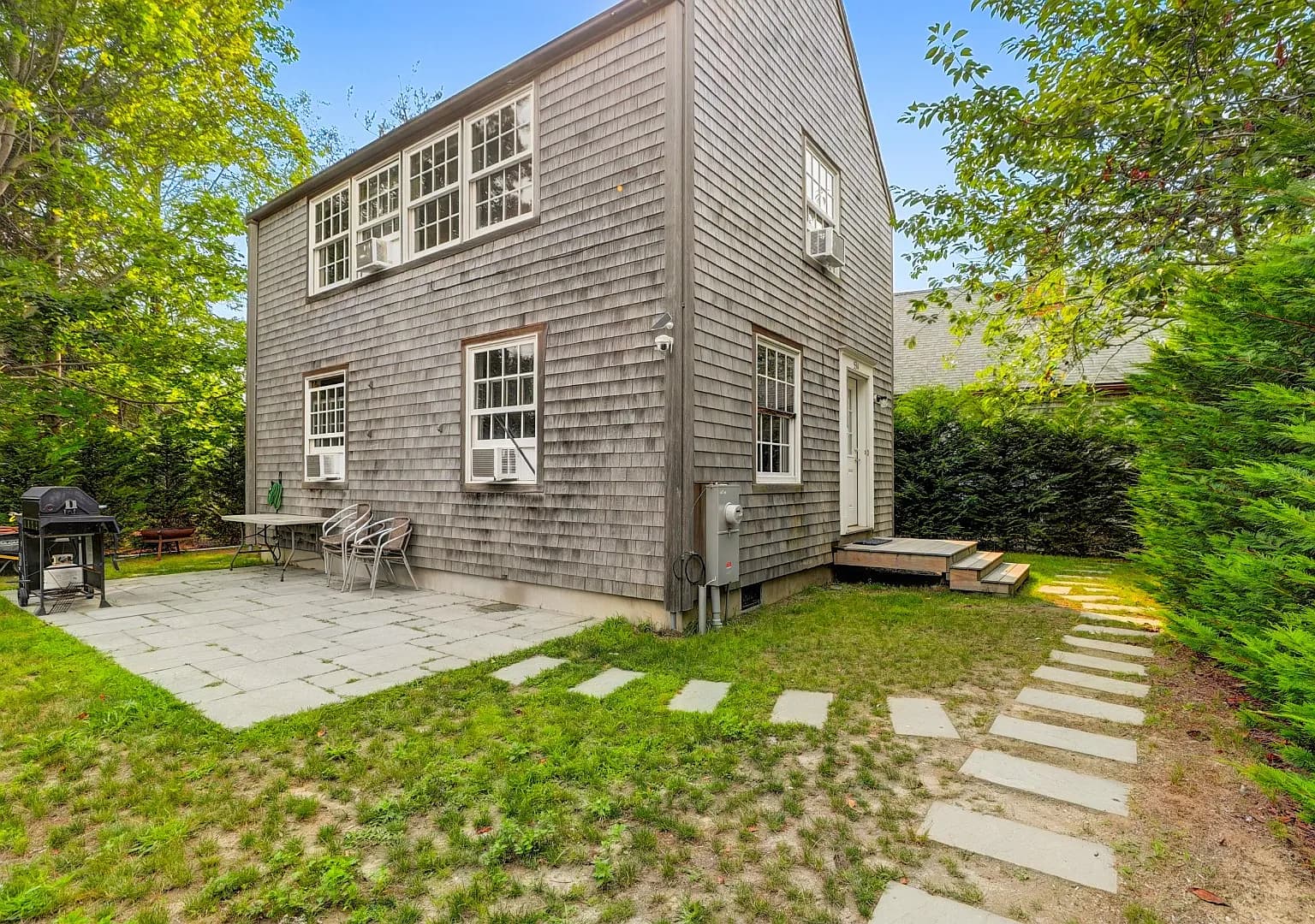 53 Miacomet Ave - Photo 4