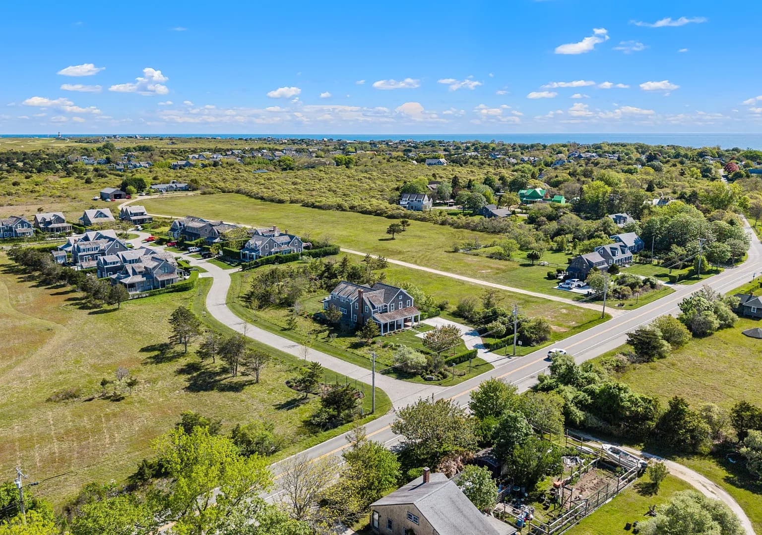 318 Milestone Rd - Photo 1