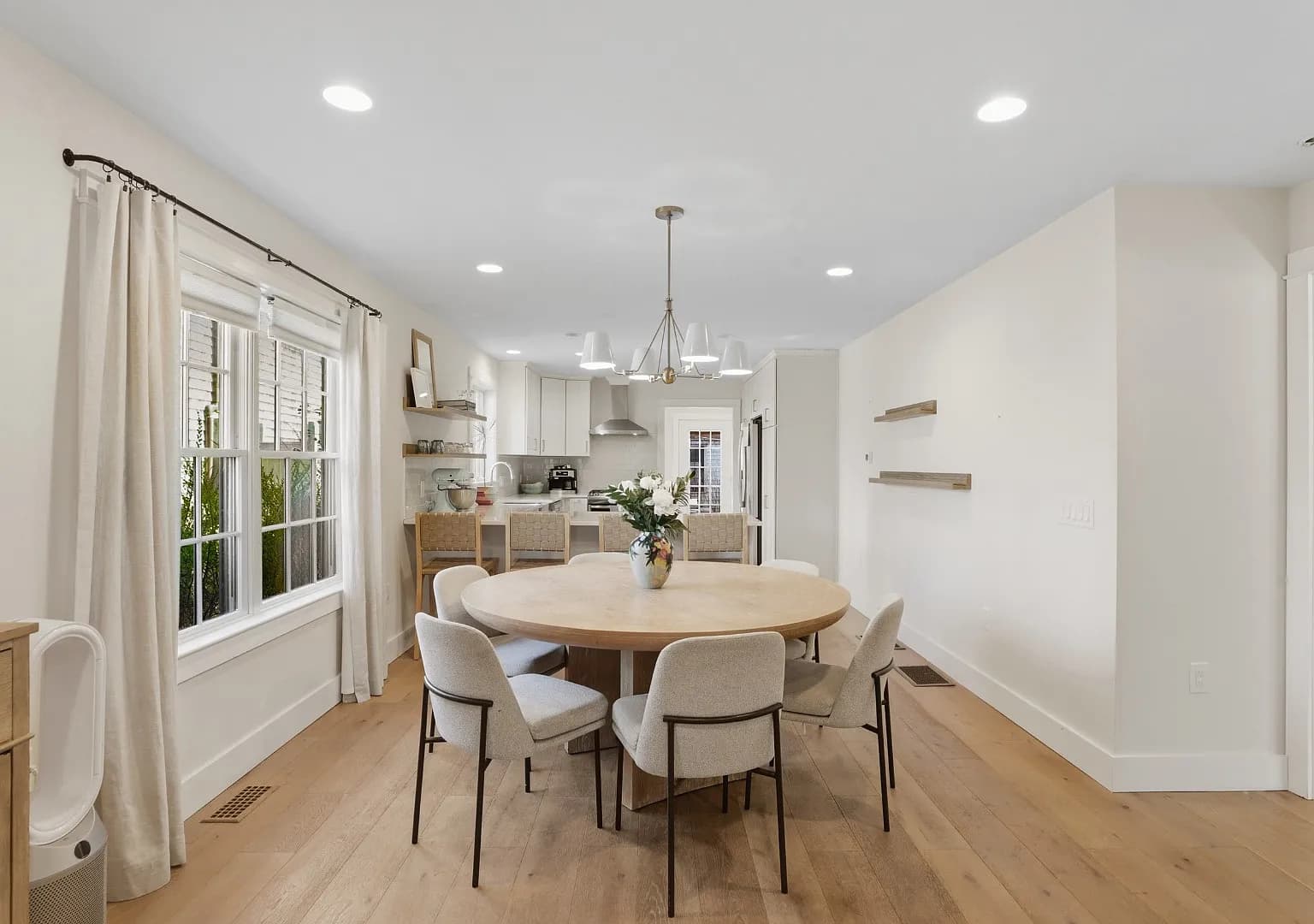 18 Pine Tree Rd - Photo 3
